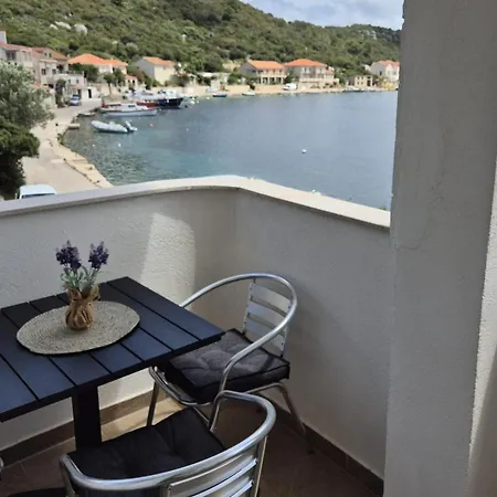 Апартаменты Victoria Lastovo